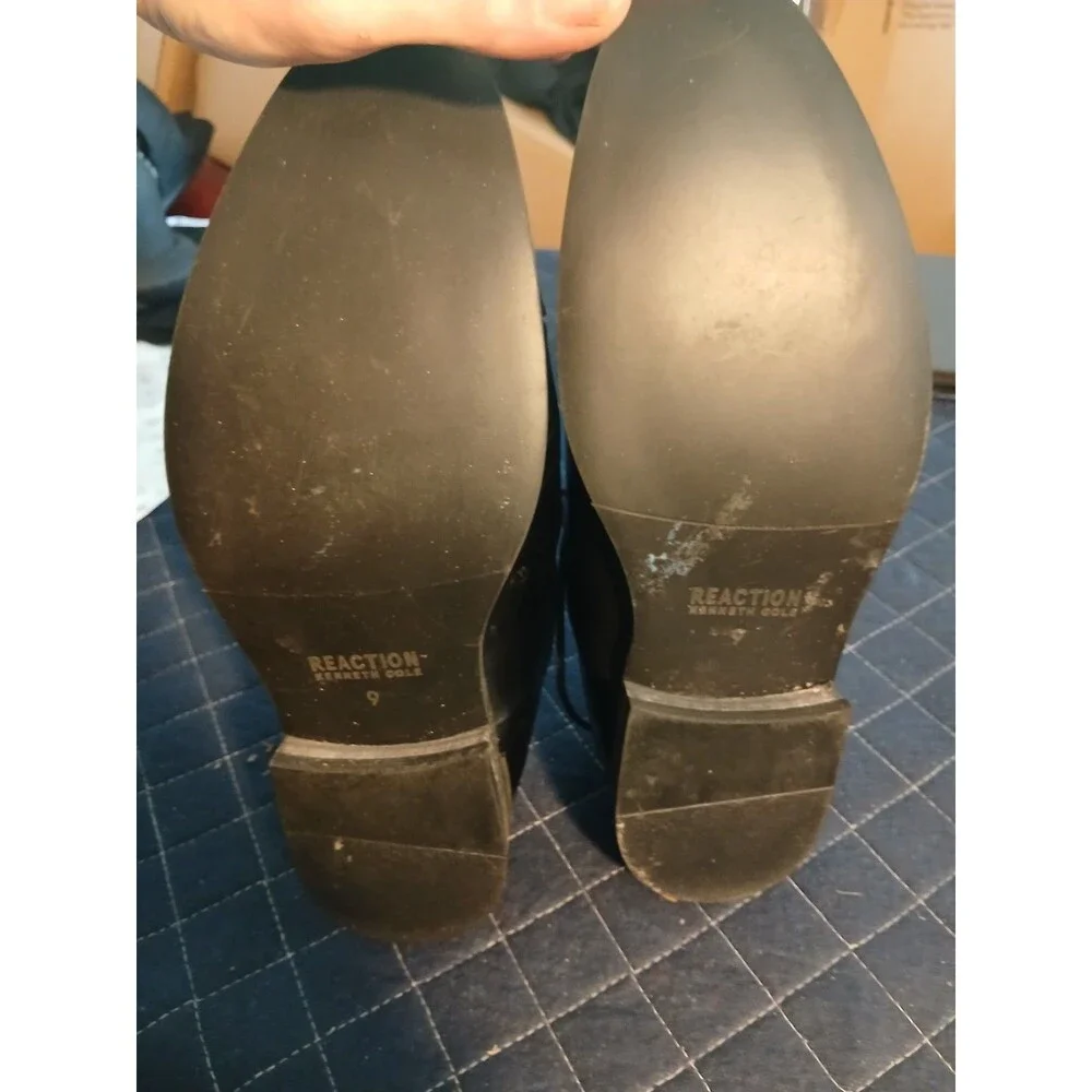 Kenneth Cole Dress Shoes Black Man Made Leather  - Size 9